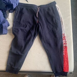 Tommy sweats